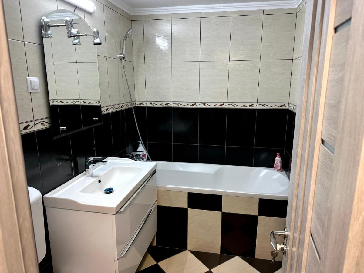 Royal Apartment Бузэу Экстерьер фото